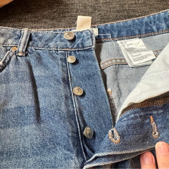 H&M Denim Blue Skirt with cut in front - Picture 3 of 9
